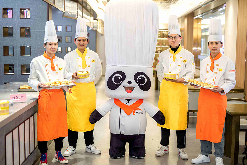 中餐廚師工資