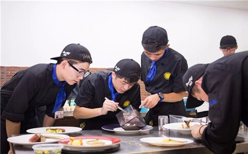 高中生上什么職業(yè)學校好