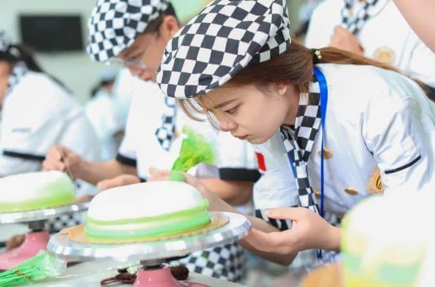 想開西點(diǎn)店