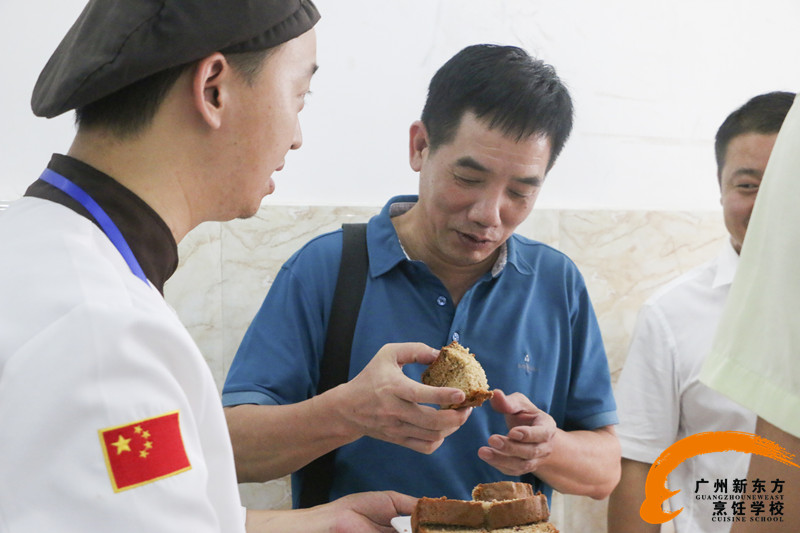 湛江師范學校領導蒞臨廣州新東方烹飪學校參觀指導 湛江師范學校領導蒞臨廣州新東方烹飪學校參觀指導