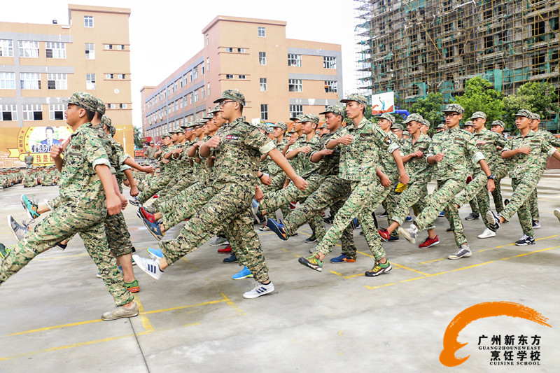 新東方秋季軍訓匯報表演即將開始 新東方秋季軍訓匯報表演即將開始