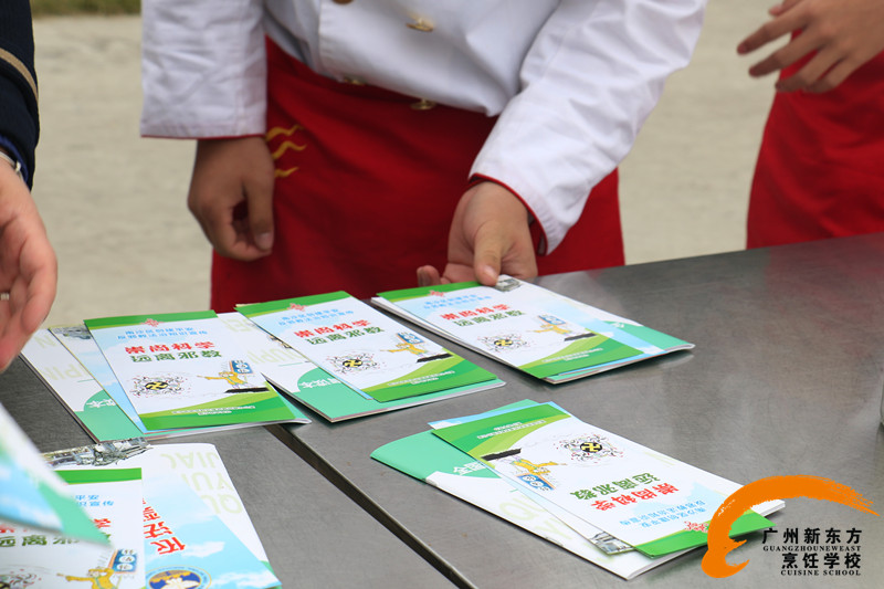 禁毒宣傳進校園,各界合力打造平安新東方 禁毒宣傳進校園,各界合力打造平安新東方