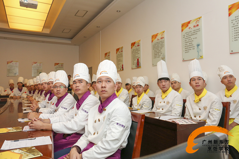 開飯餐飲集團新東方招聘專場 助力學子圓就業夢