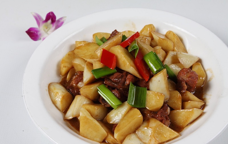 廣州新東方烹飪學校_家常菜——蠔油茭白 廣州新東方烹飪學校_家常菜——蠔油茭白