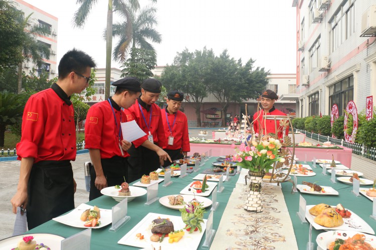 學西點,學西餐,新東方學西點,新東方學西餐,廣州新東方西點班,廣州新東方西餐學習