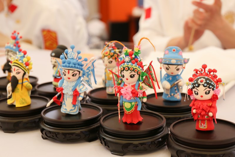新東方烹飪教育獻技國際烘焙展 再度點亮上海灘 新東方烹飪教育獻技國際烘焙展 再度點亮上海灘