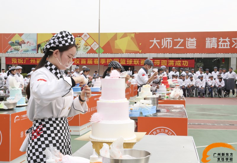 廣州新東方：穿上廚師服 擁抱夢想
