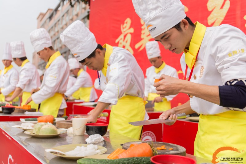 在廣州新東方烹飪學校學廚師好嗎?賺錢嗎? 在廣州新東方烹飪學校學廚師好嗎?賺錢嗎?