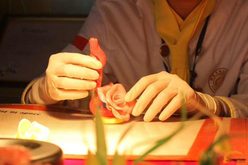 初高中畢業生學廚師有什么優勢? 初高中畢業生學廚師有什么優勢?