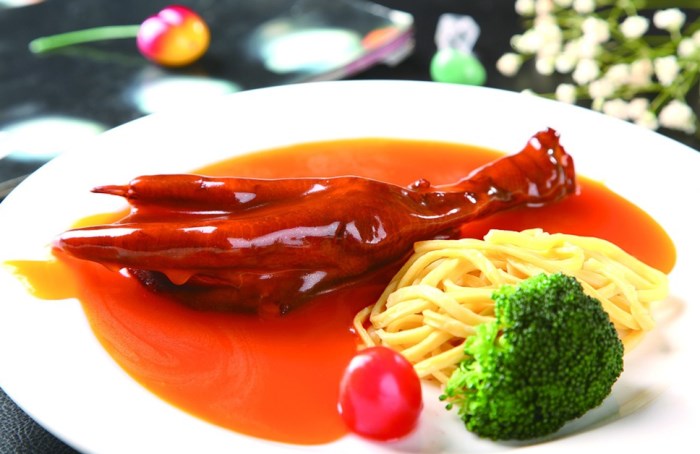 羊城特色名菜鵝掌扒廣肚 滋味濃醇鮮香滑糯 羊城特色名菜鵝掌扒廣肚 滋味濃醇鮮香滑糯