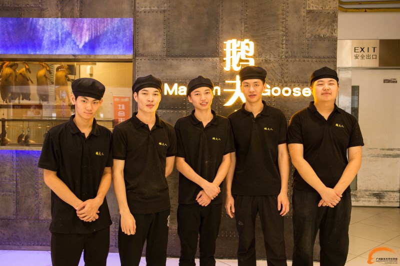 2017西餐廚師和中餐廚師哪個就業好?薪資更多? 2017西餐廚師和中餐廚師哪個就業好?薪資更多?