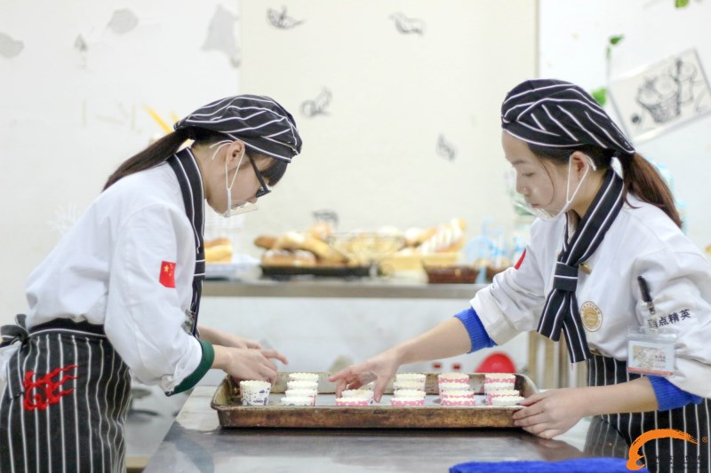 烹飪培訓哪家好:女生沒、低學什么技術比較好? 烹飪培訓哪家好:女生沒、低學什么技術比較好?