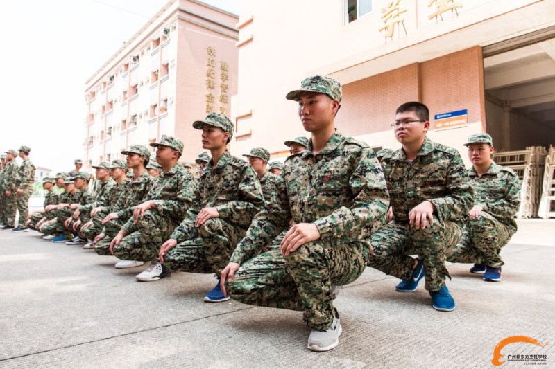 新東方烹飪學院軍訓紀實 新東方烹飪學院軍訓紀實