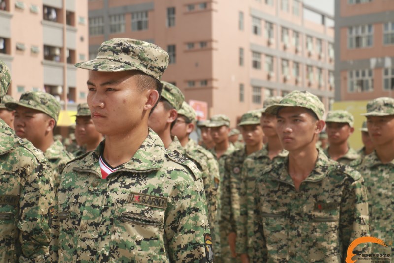 廣州新東方烹飪學校南沙校區2017年秋季軍訓匯報表演盛大舉行