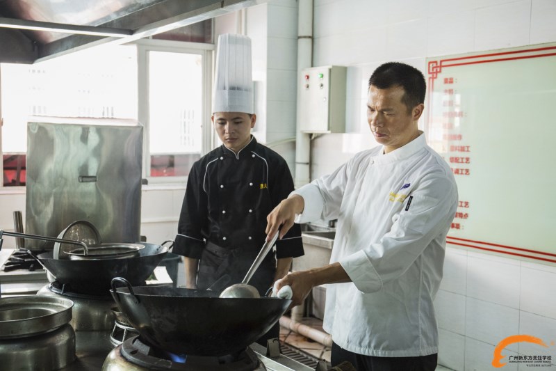 廣州新東方定向培養(yǎng)“王品定向班”開班典禮圓滿舉行 廣州新東方定向培養(yǎng)“王品定向班”開班典禮圓滿舉行