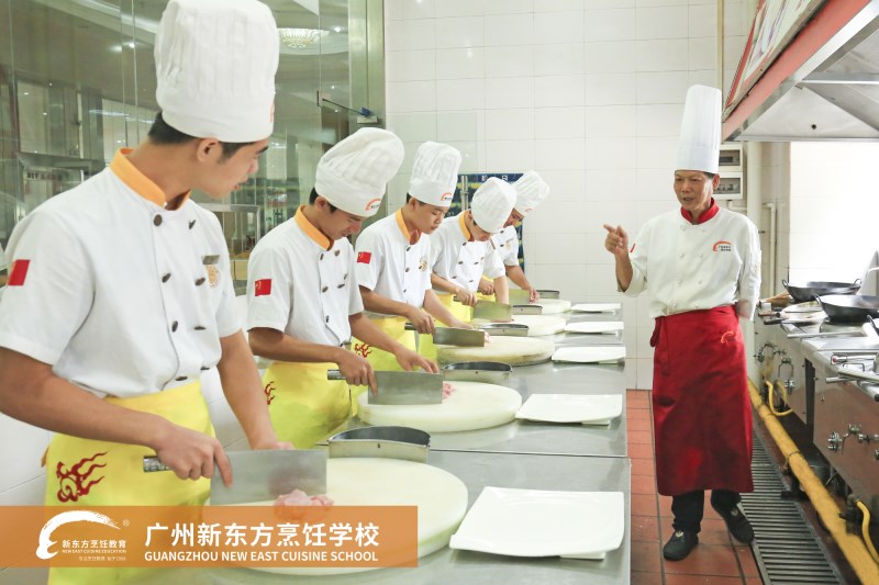 新東方學(xué)子心聲丨我們 正在成為美食的締造者 新東方學(xué)子心聲丨我們 正在成為美食的締造者