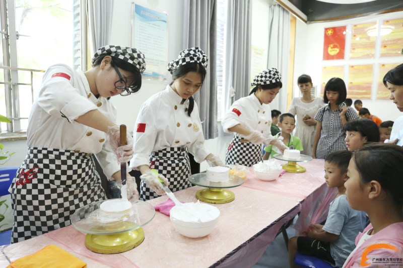 廣州新東方學子丨學做西點，想做一個懂生活的人