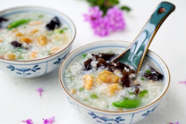 教你做營養美味的干貝海鮮粥 去腥味2點細節搞定 教你做營養美味的干貝海鮮粥 去腥味2點細節搞定