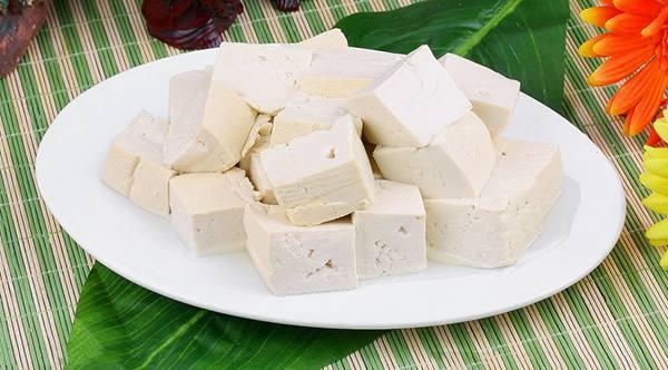 冬季是攝生的好時節 多吃四種常見白色食物 冬季是攝生的好時節 多吃四種常見白色食物