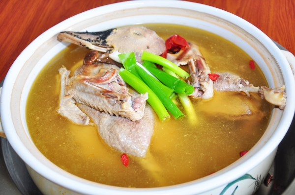 冬季養(yǎng)胃養(yǎng)生湯,越喝越健康,每天滋潤不重樣 冬季養(yǎng)胃養(yǎng)生湯,越喝越健康,每天滋潤不重樣